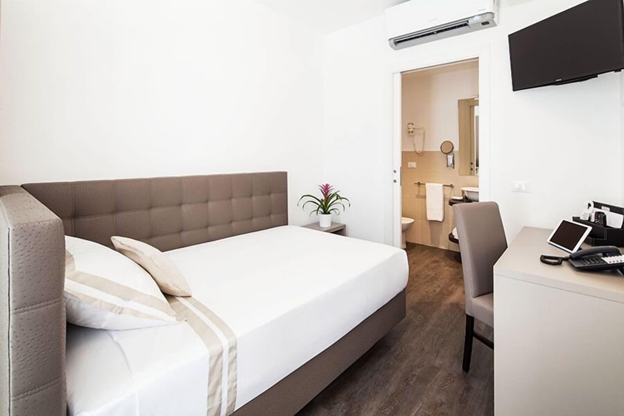 Hotel Studio Inn Centrale & Milano Urban Padel Екстериор снимка