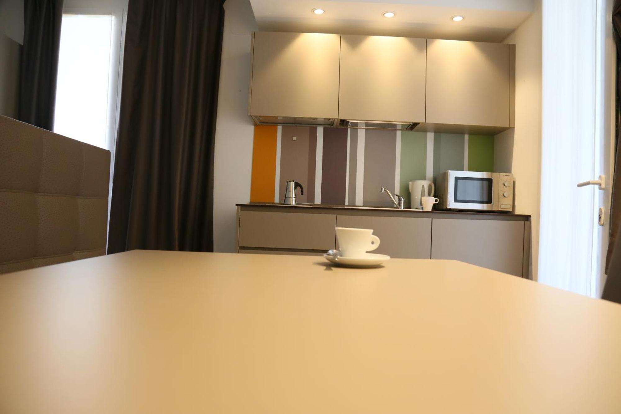 Hotel Studio Inn Centrale & Milano Urban Padel Екстериор снимка