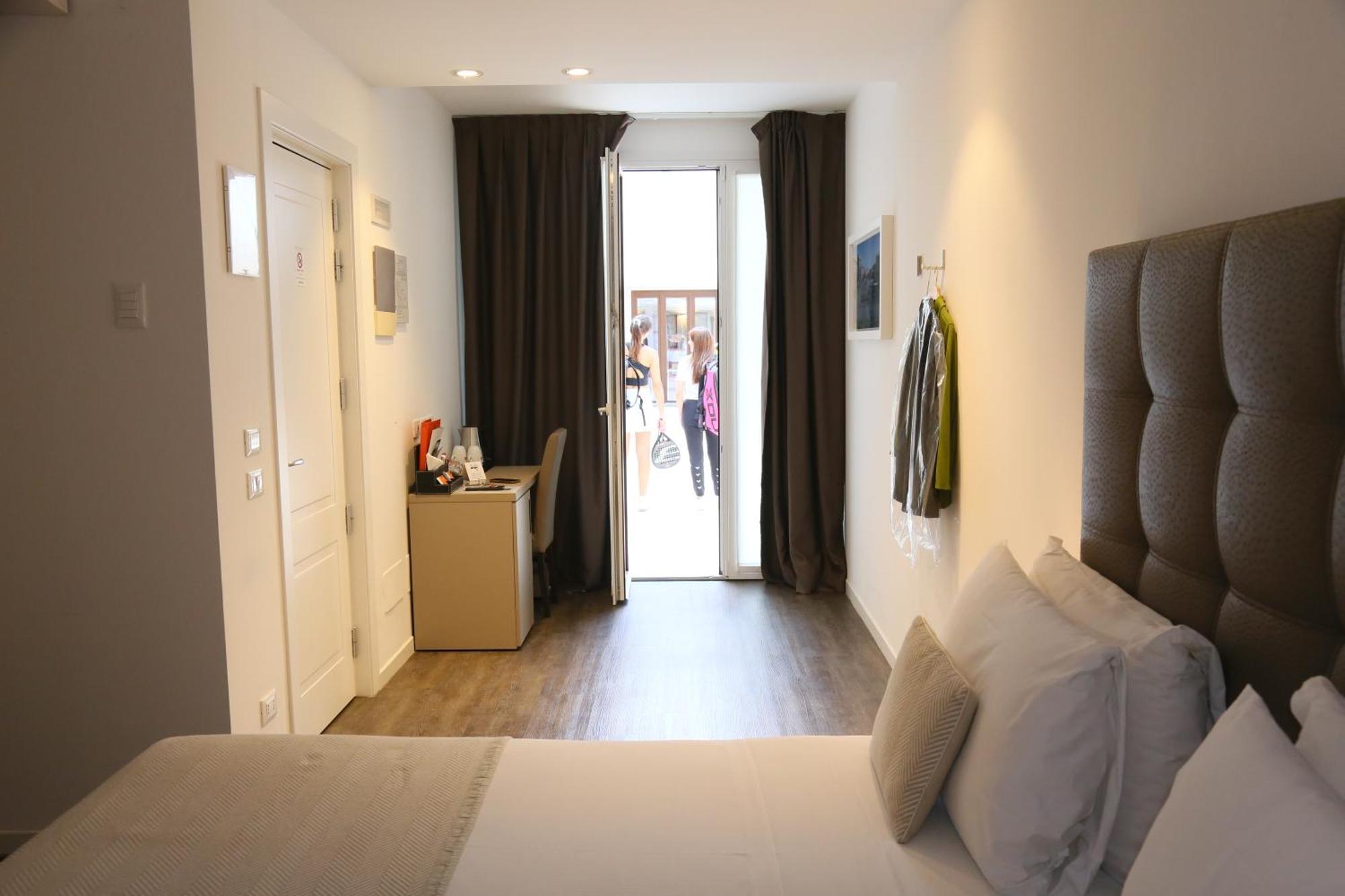 Hotel Studio Inn Centrale & Milano Urban Padel Екстериор снимка