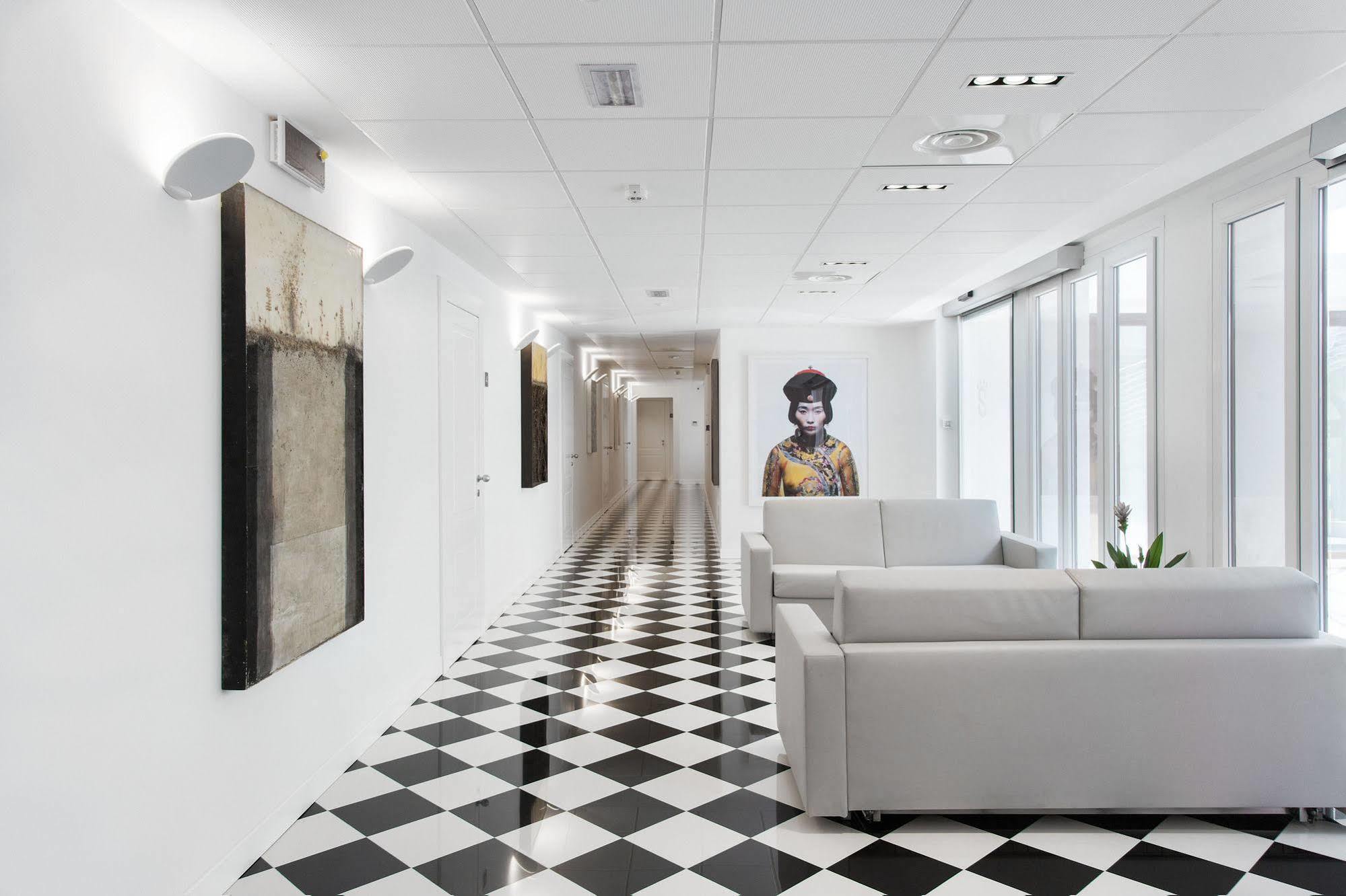 Hotel Studio Inn Centrale & Milano Urban Padel Екстериор снимка